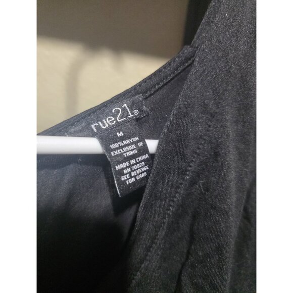 Rue 21 Black Y2K Crop Top Tie Waist Low Cut Women's Medium Short Sleeve - Picture 2 of 3